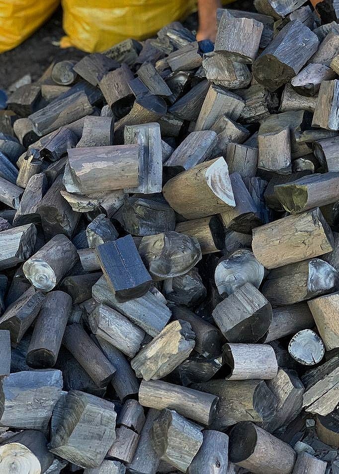 Republic-of-Charcoal-photo-product-33.jpeg